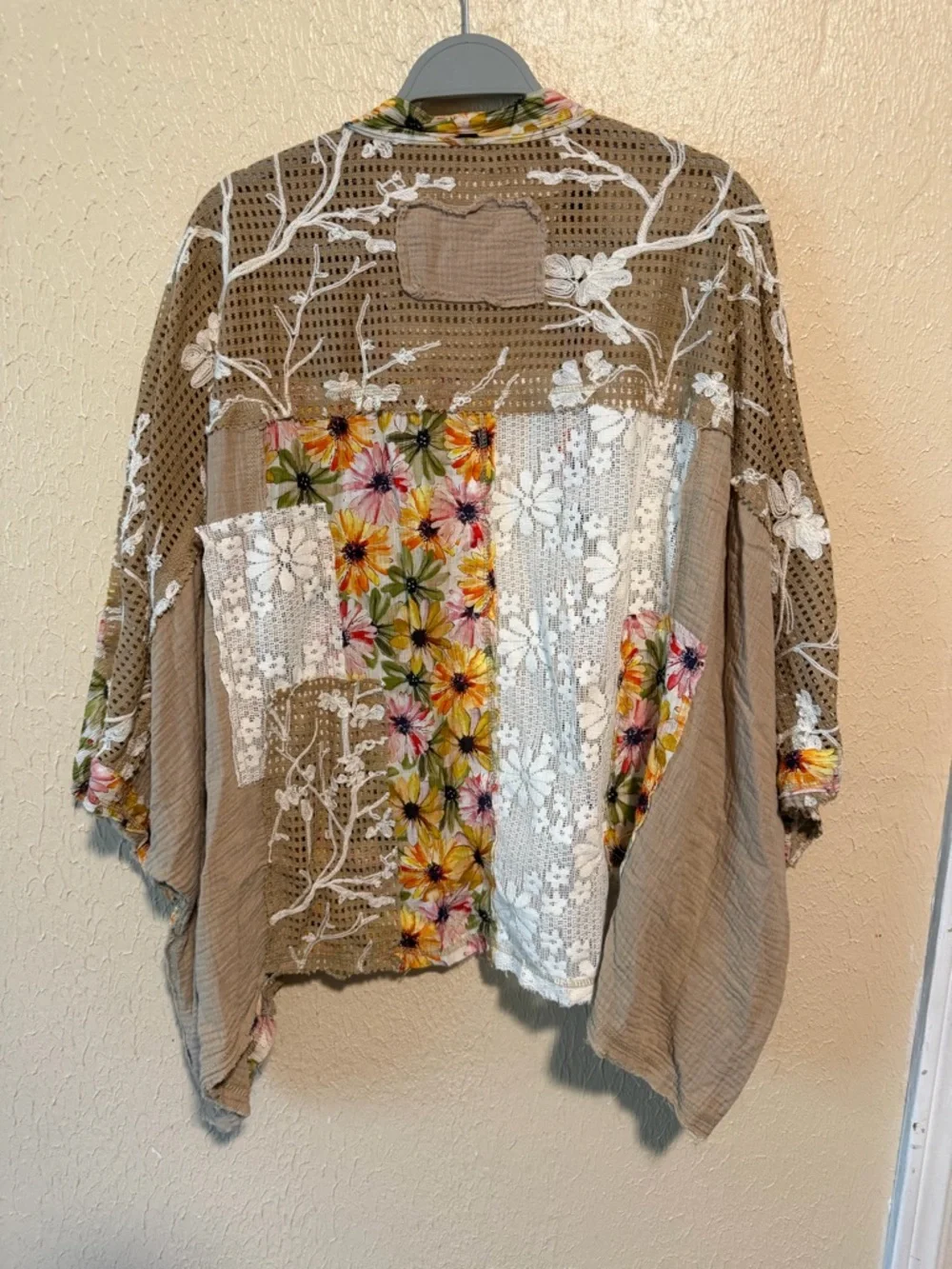 POL Floral Kimono Cardigan Floral‎ Embroidered Oversized Open Front Size Small